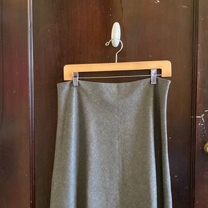 Theory Jahneem Skirt. New With Tag #NWT